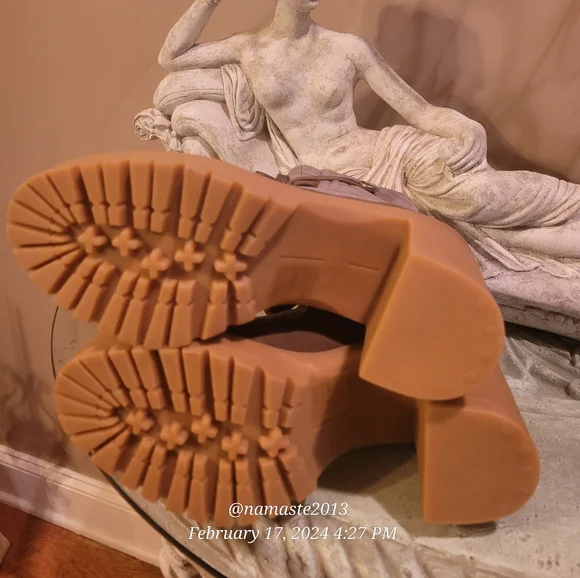 Dolce Vita Celida Ankle Heeled Combat Hiking Moto Boot Lug Sole Leather #727 - Picture 14 of 17